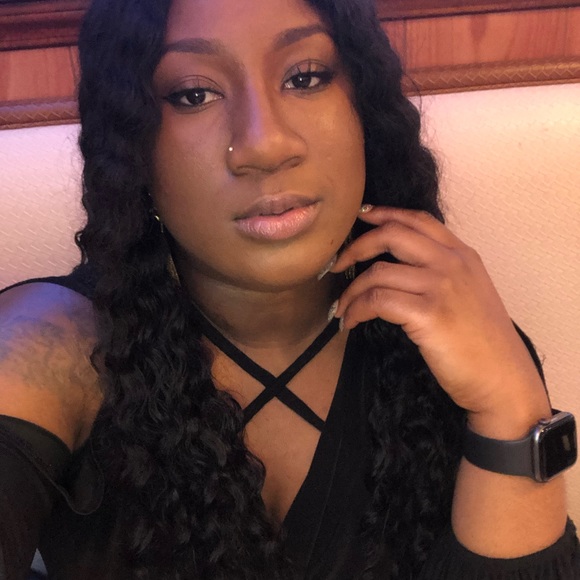 Meet your Posher, Beverly - Picture 1 of 1